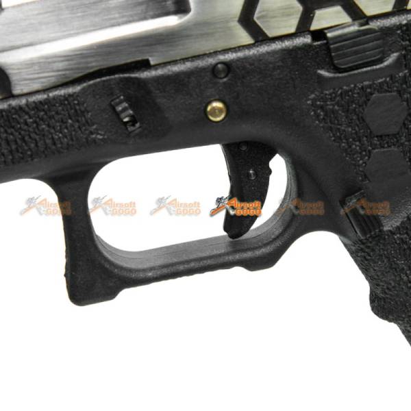 Armorer Works Hex Cut Signature G17 GBB Pistol (2-Tone) - Image 5