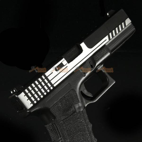 BELL 1/1 scale high performance assembled G17 Airsoft GBB - NO.757L (Silver / Black) - Image 2
