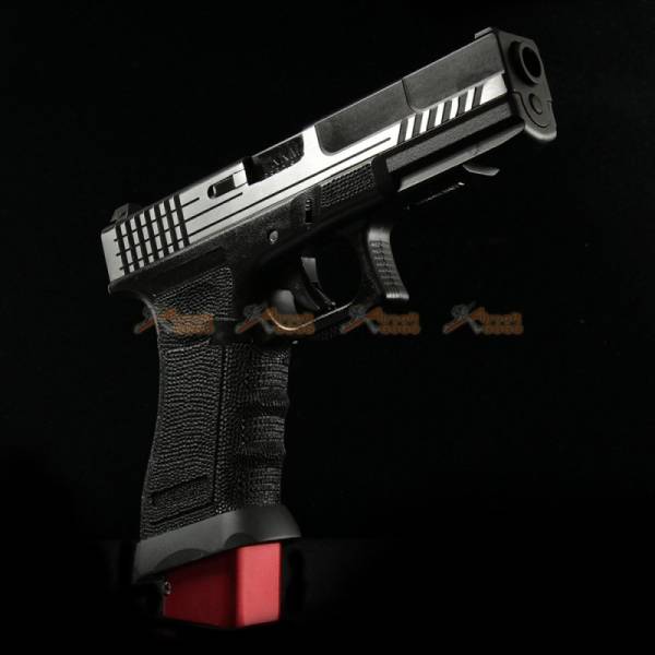 BELL 1/1 scale high performance assembled G17 Airsoft GBB - NO.757L (Silver / Black) - Image 4