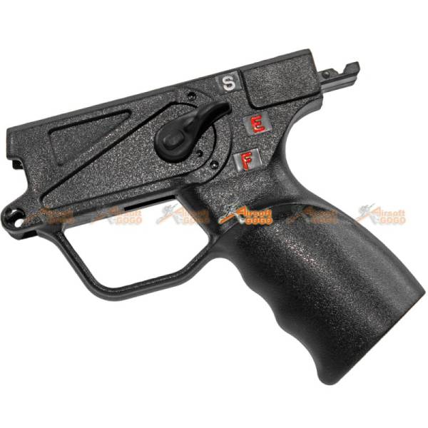 Classic Army A3 Grip for MP5 Series Airsoft AEG - Image 4