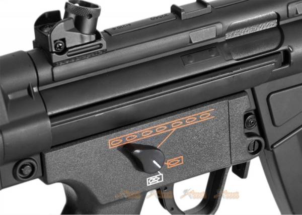 Classic Army MP5A5 AEG SMG with Forend Weaponlight (Black) - Image 6