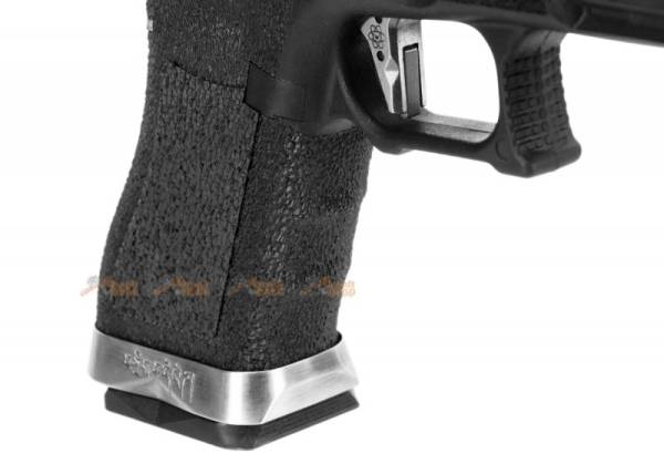 WE-Tech G18C T3 GBB pistol (Silver/ Black / Silver) - Image 4