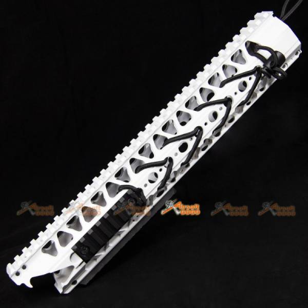 White Dragon Teeth 13.2 inch Wire Cutter Rail System - Image 3