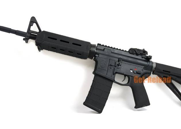 MAGPUL (G&P) M4 Carbine MOE AEG (Black)