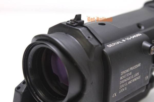 SpecterDR sty 4X Magnifier Scope w/ Illuminated Dot - Image 8