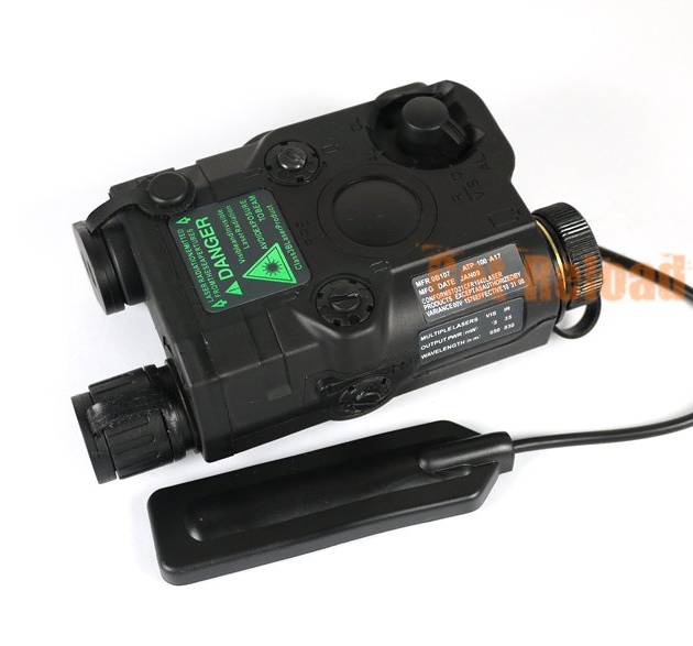 PRO&T AN/PEQ-15 Green Dot Laser & LED Flashlight Black