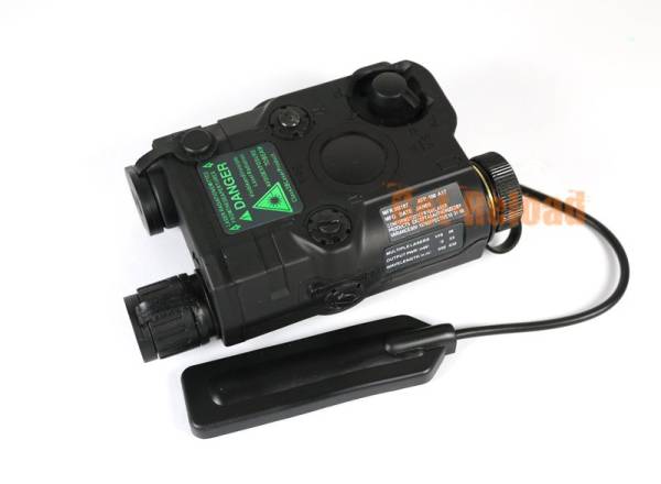 PRO&T AN/PEQ-15 Red Dot Laser & LED Flashlight Black