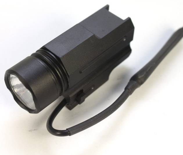Tactical Flashlight for 20mm Weaver Picatinny Rail