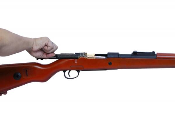 D-BOYS Kar98k WOOD Shell-Ejecting Sniper - Image 6