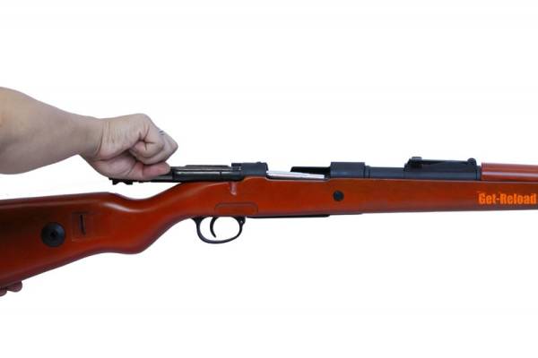 D-BOYS Kar98k WOOD Gas Power Shell-Ejecting Sniper - Image 10