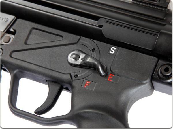Umarex MP5 SD3 Gas Blow Back (NAVY Version) - Image 5